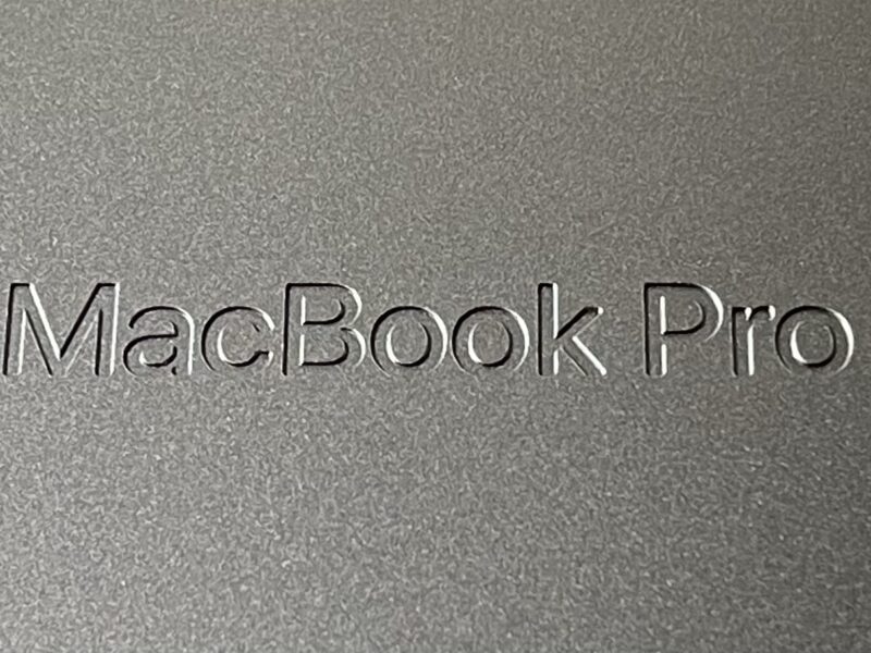 MacBook Proの刻印